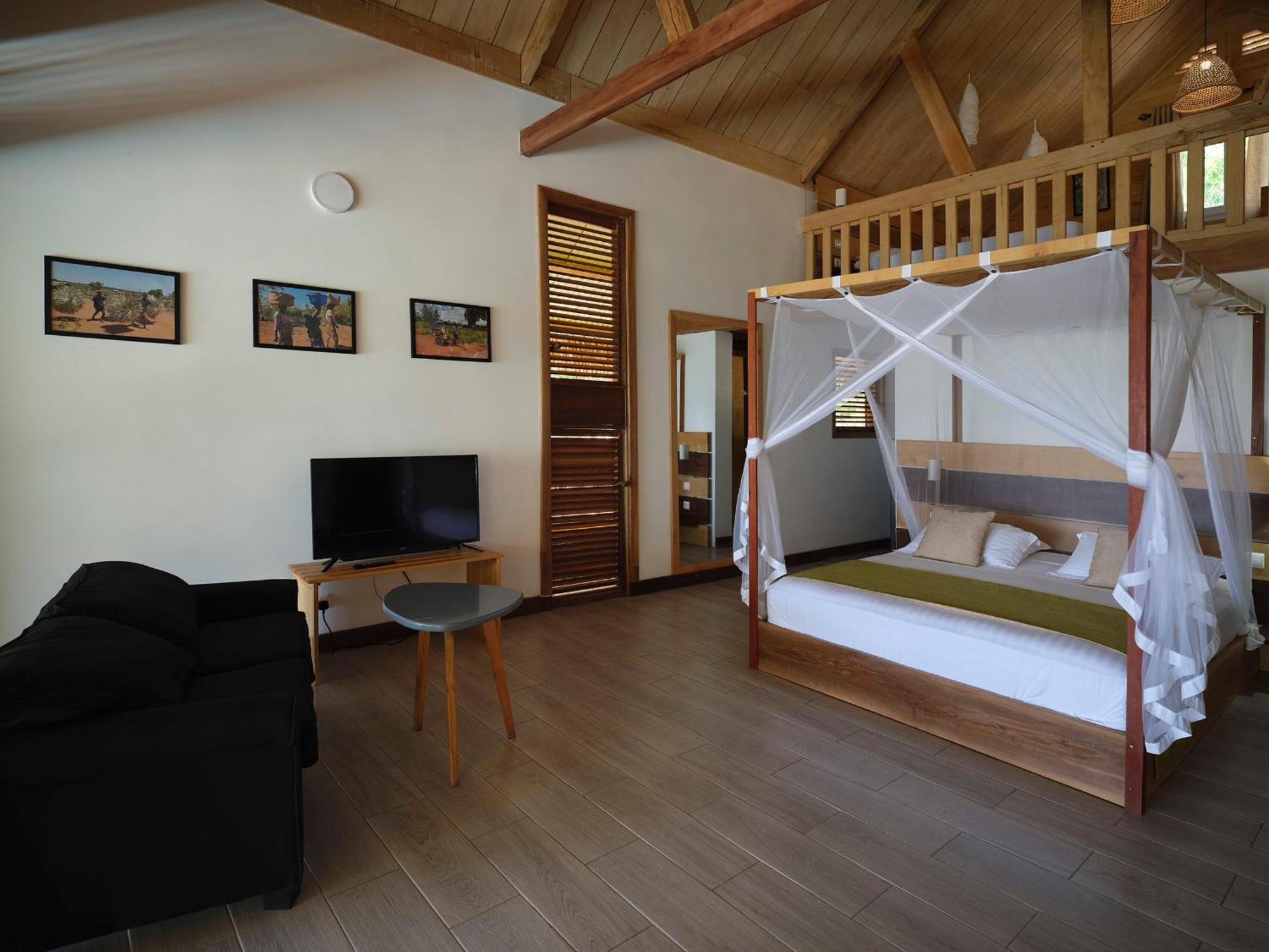 Antsanitia Resort Mahajanga Kültér fotó